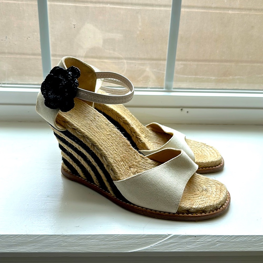 Black and White Espadrille Sandal Heels With Ankle Flower Size 40 Made in Spain